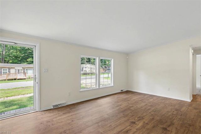 117 Briar LN, Williamsburg, VA 23188