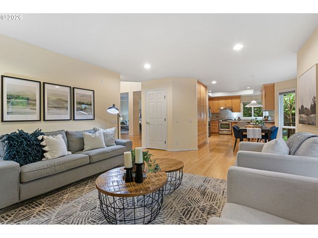 17932 Nw LONE ROCK Dr, Portland, OR 97229