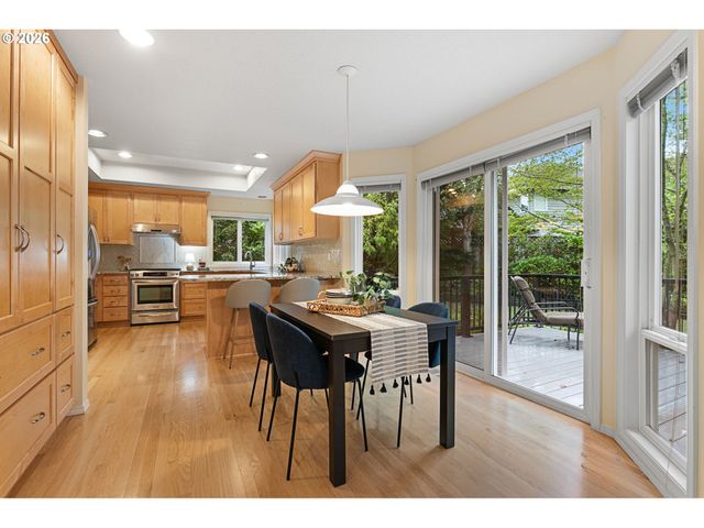 17932 Nw LONE ROCK Dr, Portland, OR 97229