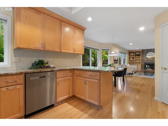 17932 Nw LONE ROCK Dr, Portland, OR 97229