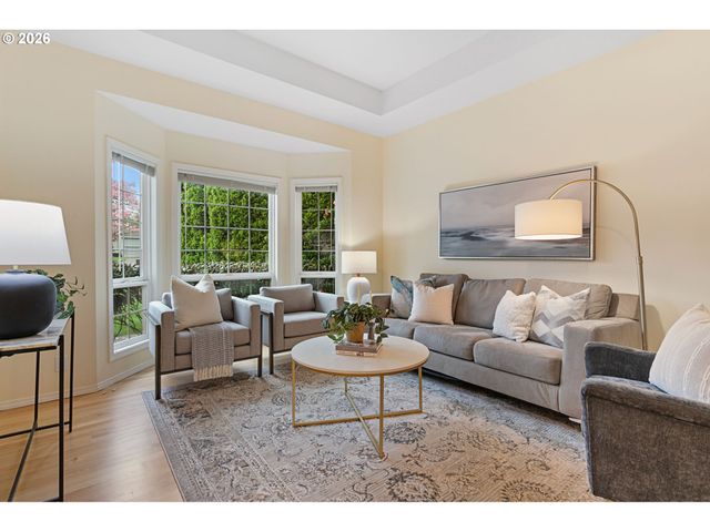 17932 Nw LONE ROCK Dr, Portland, OR 97229