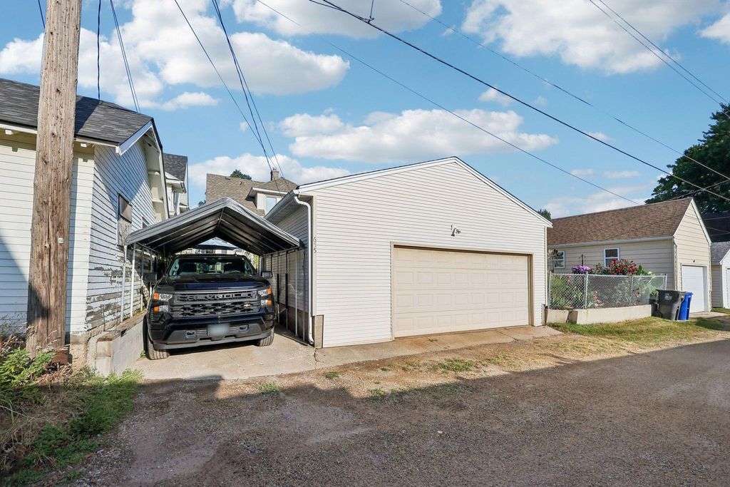 655 Simpson Street, Saint Paul, MN 55104 — photo 2