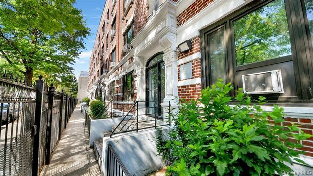 827 Fox Street 3A, Bronx, NY 10459