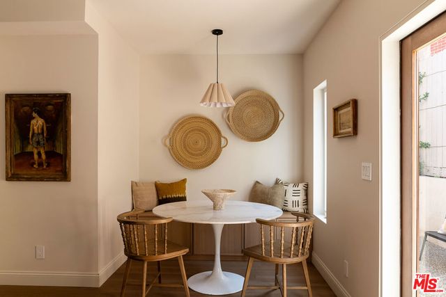 931 S Sycamore Avenue, Los Angeles, CA 90036