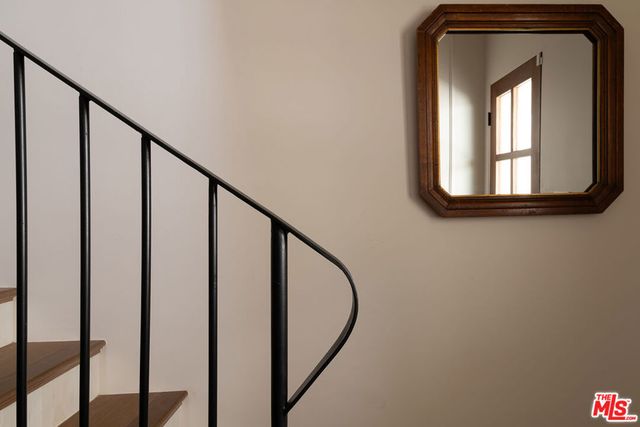 931 S Sycamore Avenue, Los Angeles, CA 90036