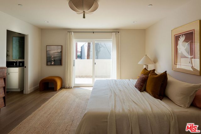 931 S Sycamore Avenue, Los Angeles, CA 90036