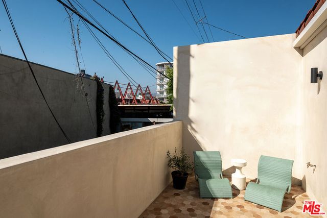 931 S Sycamore Avenue, Los Angeles, CA 90036