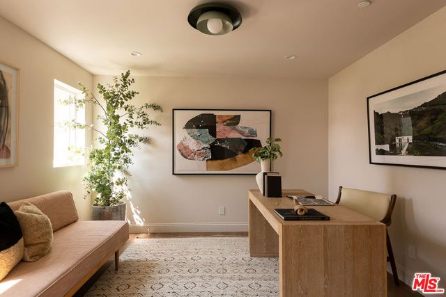 931 S Sycamore Avenue, Los Angeles, CA 90036