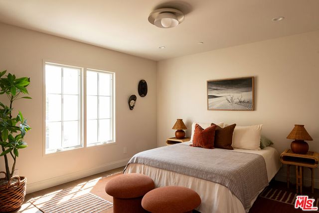 931 S Sycamore Avenue, Los Angeles, CA 90036