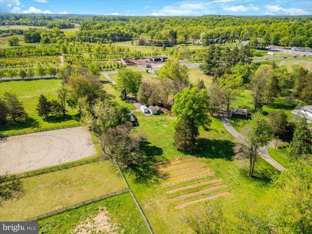 5301 BROOKEVILLE RD, Gaithersburg, MD 20882