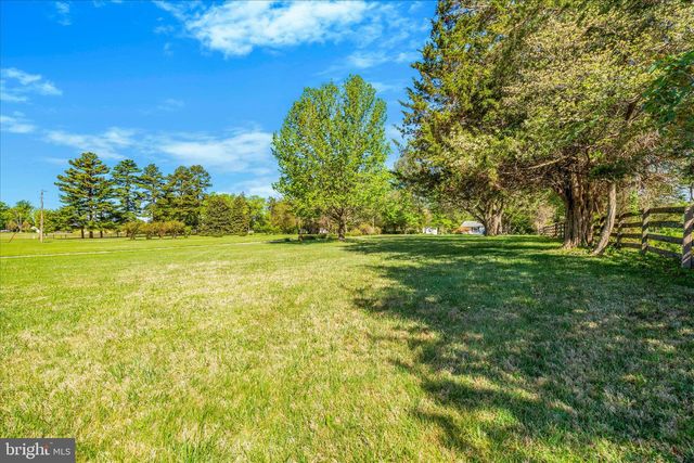 5301 BROOKEVILLE RD, Gaithersburg, MD 20882