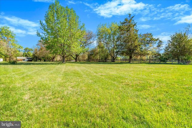 5301 BROOKEVILLE RD, Gaithersburg, MD 20882