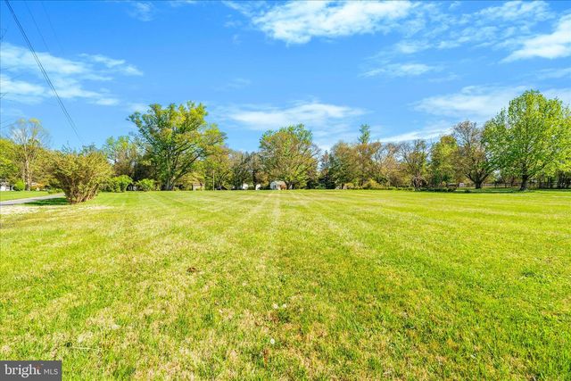 5301 BROOKEVILLE RD, Gaithersburg, MD 20882