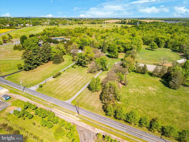 5301 BROOKEVILLE RD, Gaithersburg, MD 20882
