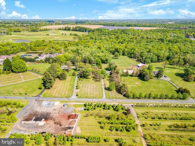 5301 BROOKEVILLE RD, Gaithersburg, MD 20882