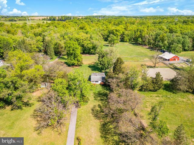5301 BROOKEVILLE RD, Gaithersburg, MD 20882