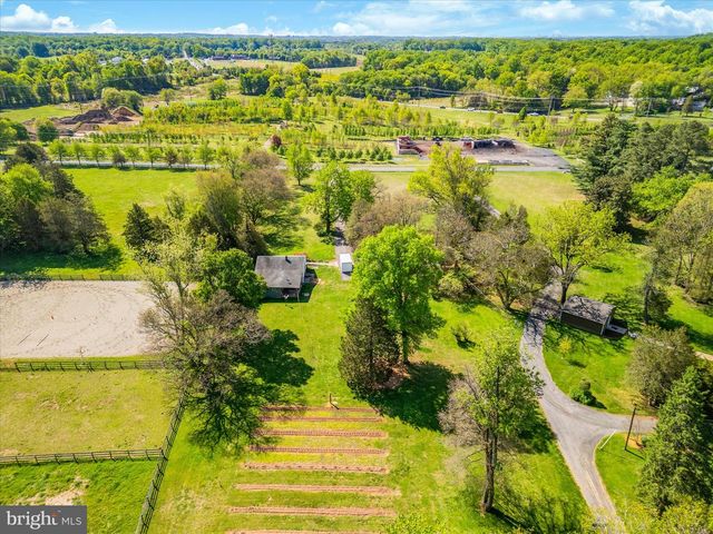 5301 BROOKEVILLE RD, Gaithersburg, MD 20882