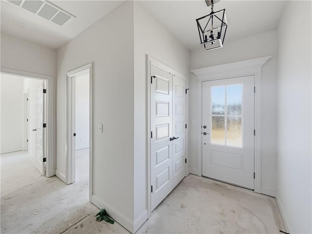6800 SW Basswood Avenue, Bentonville, AR 72713
