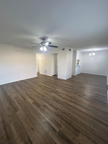 5550 N Braeswood Boulevard 147, Houston, TX 77096