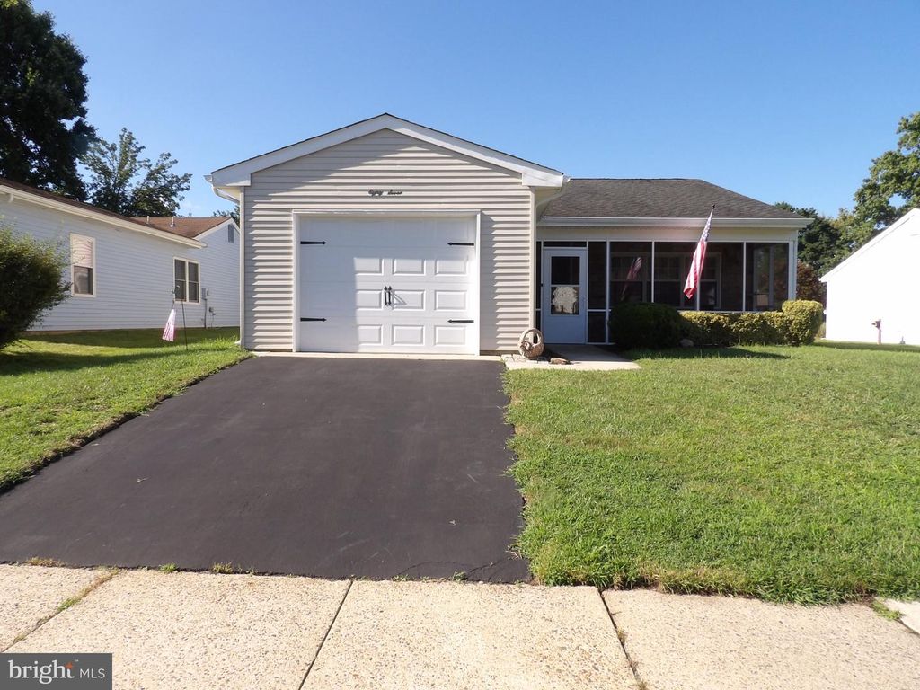 87 KINGSTON WAY, SOUTHAMPTON, NJ 08088 — exterior