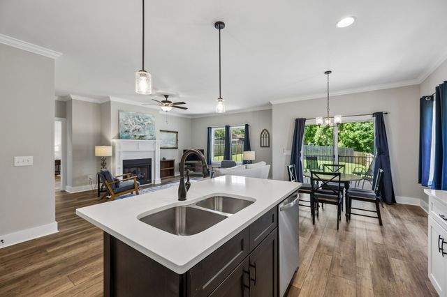 805 N Jefferson St, Winchester, TN 37398