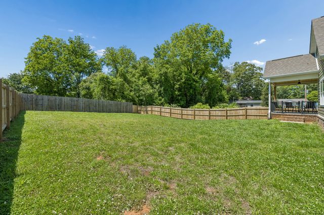 805 N Jefferson St, Winchester, TN 37398