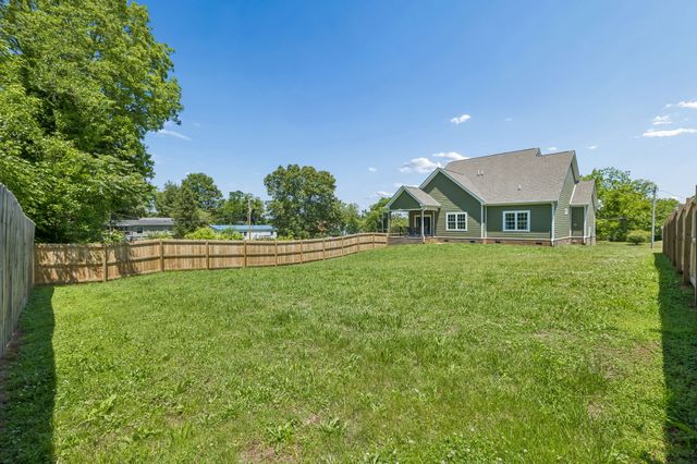 805 N Jefferson St, Winchester, TN 37398