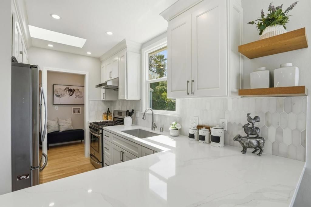 Image 15 of property listing at 1254 S 58th Street, Richmond, CA 94804