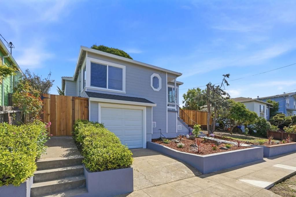 Image 3 of property listing at 1254 S 58th Street, Richmond, CA 94804