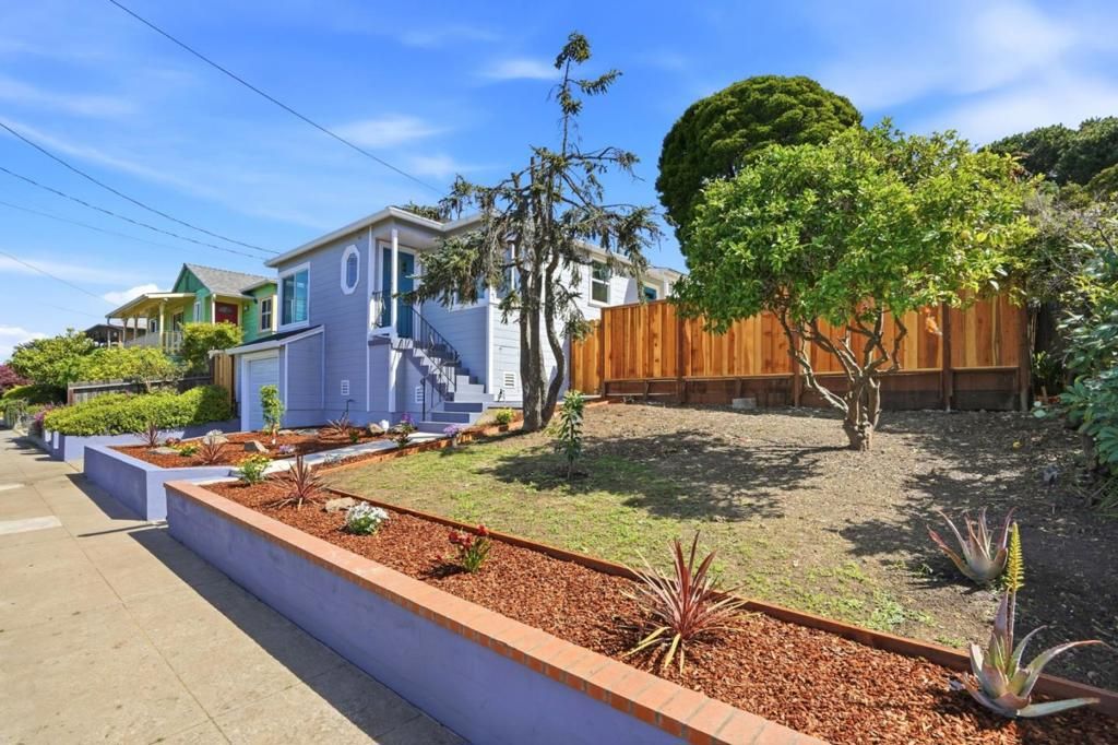 Image 4 of property listing at 1254 S 58th Street, Richmond, CA 94804