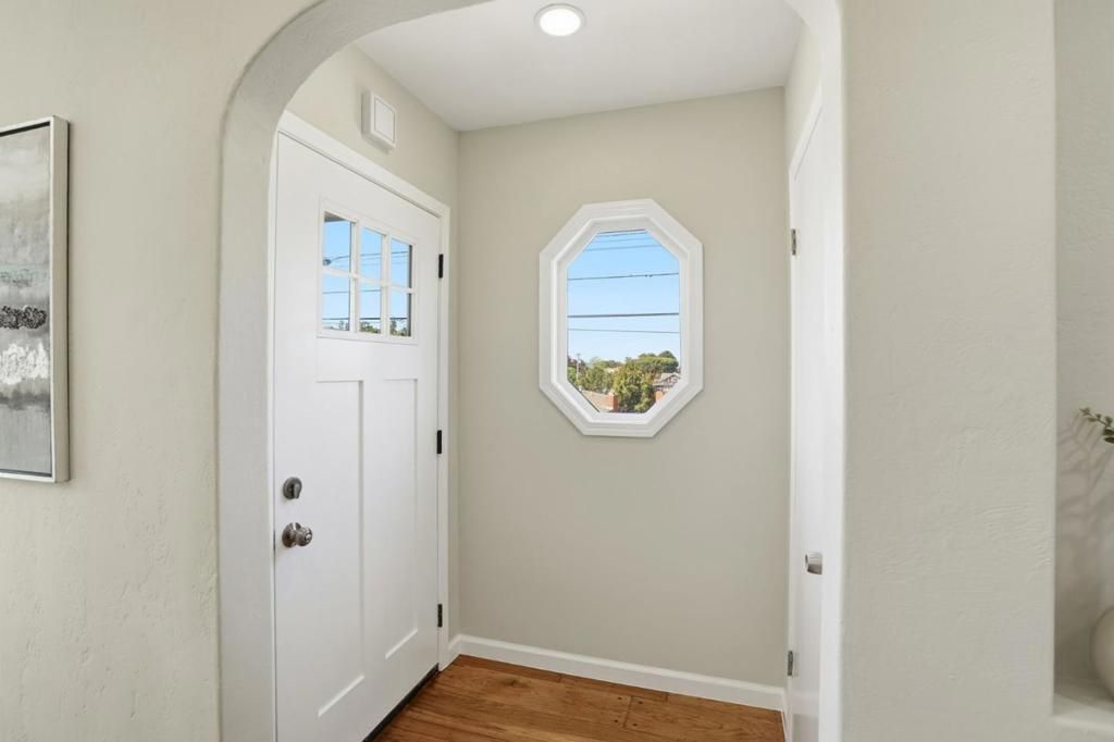 Image 6 of property listing at 1254 S 58th Street, Richmond, CA 94804