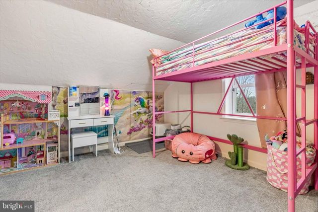 3006 WILD RUN RD, Pennsburg, PA 18073