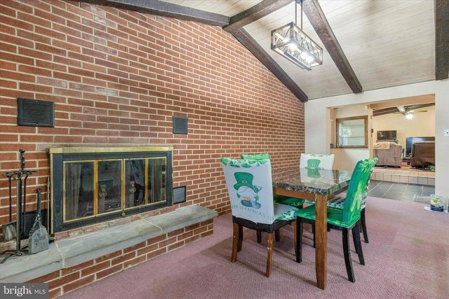 3006 WILD RUN RD, Pennsburg, PA 18073