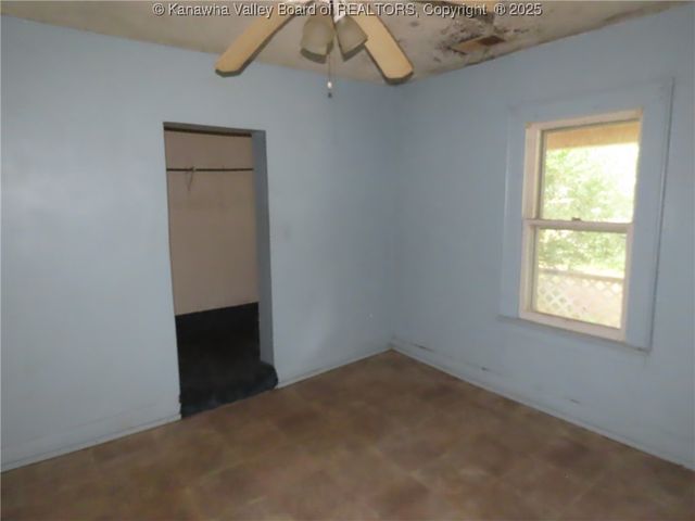 4501 Victoria Road, Charleston, WV 25312