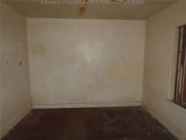 4501 Victoria Road, Charleston, WV 25312