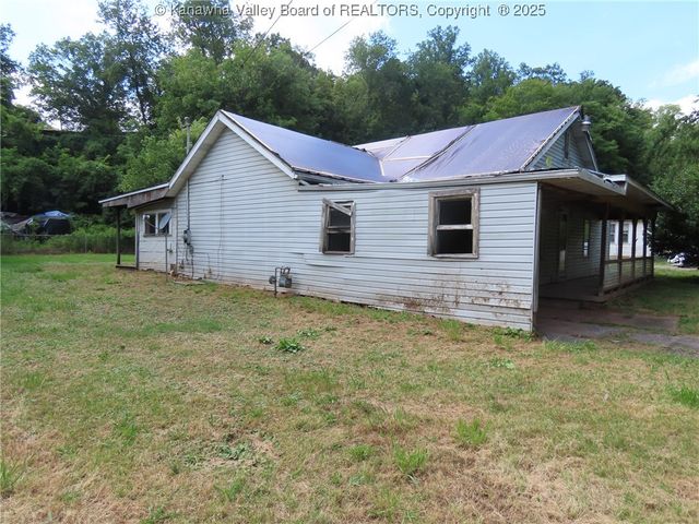 4501 Victoria Road, Charleston, WV 25312