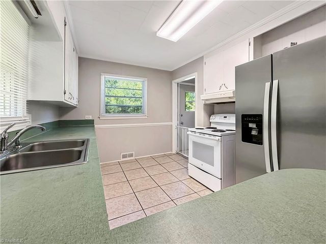 407 Brook Street, Wilkesboro, NC 28697