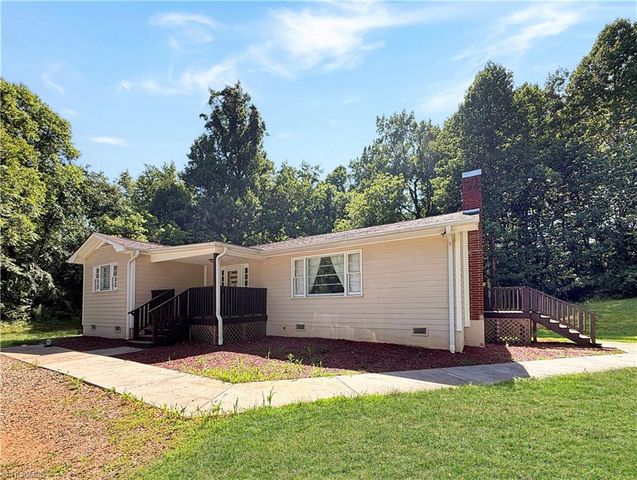 407 Brook Street, Wilkesboro, NC 28697