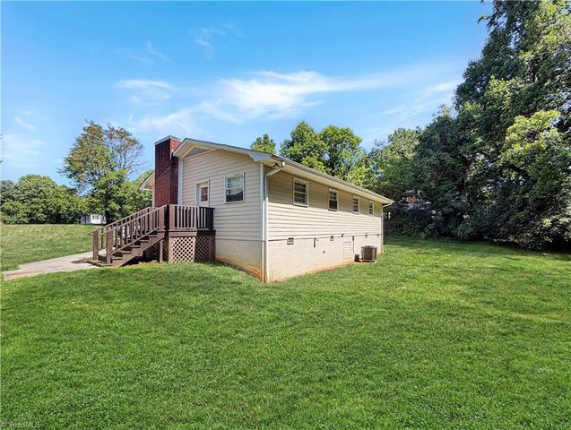 407 Brook Street, Wilkesboro, NC 28697