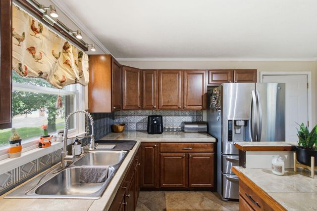 603 S 3rd Street, Nicholasville, KY 40356