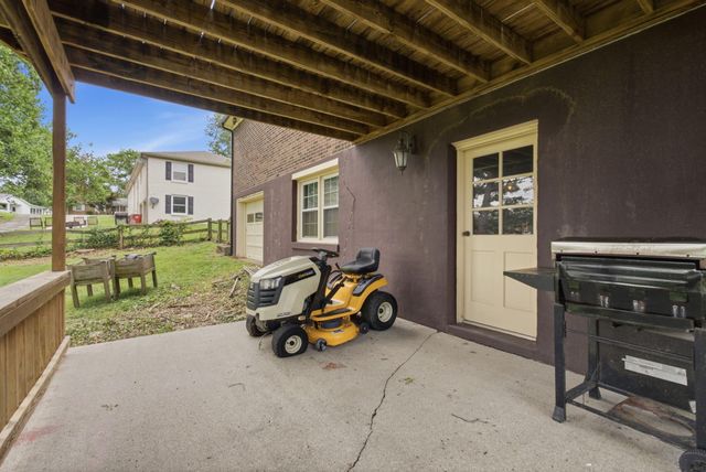 603 S 3rd Street, Nicholasville, KY 40356