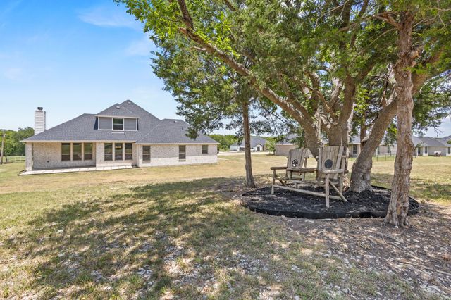 410 Silo Court, Waxahachie, TX 75167