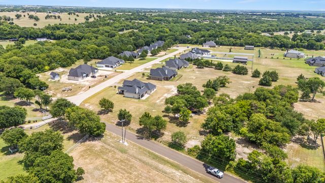 410 Silo Court, Waxahachie, TX 75167