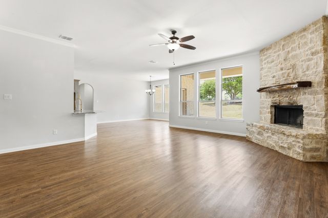 410 Silo Court, Waxahachie, TX 75167