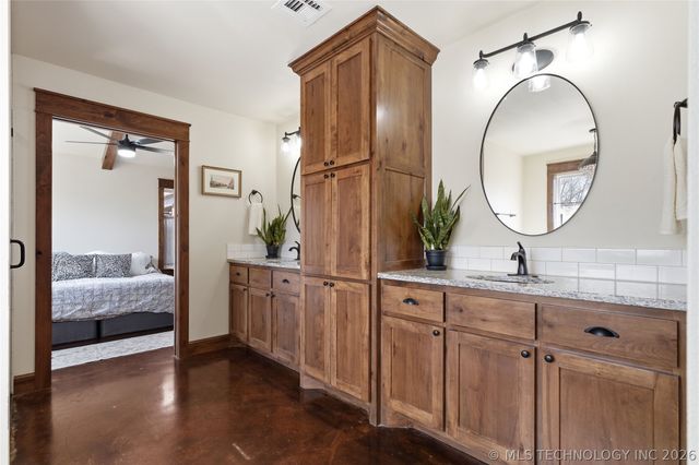 4920 E 73rd Street S, Muskogee, OK 74403