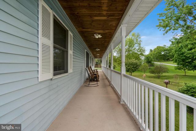 101 VERONICA LN, Charles Town, WV 25414