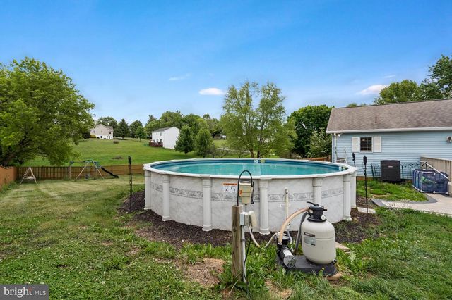 101 VERONICA LN, Charles Town, WV 25414