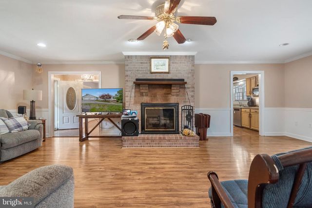 101 VERONICA LN, Charles Town, WV 25414