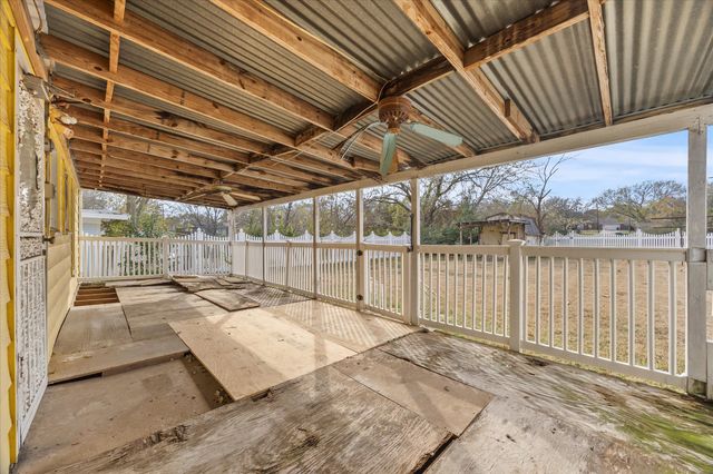 302 S Clark Street, Rockwall, TX 75087