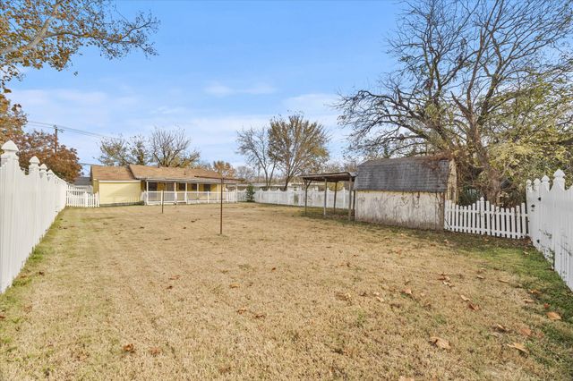 302 S Clark Street, Rockwall, TX 75087